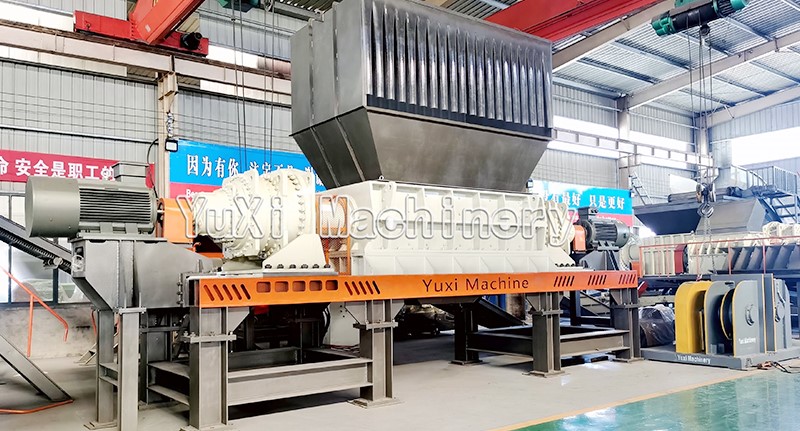 YX2600 Shredder Machine in Middle East